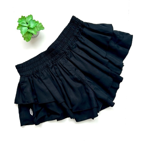 Free People Prima Shorts Black Tiered Ruffle Athletic Running Gym Size XS - Picture 4 of 16